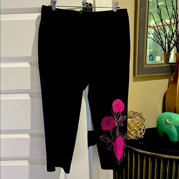 Karen Kane Capri Length Dress Pants - Picture 1 of 4